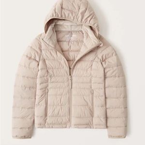 Abercrombie Lightweight Packable Puffer Jacket